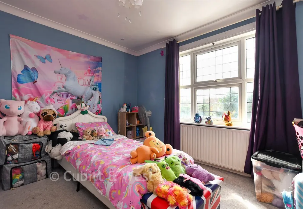 Bedroom 2 - Reigate Road, Horley, Surrey - Wards of Kent