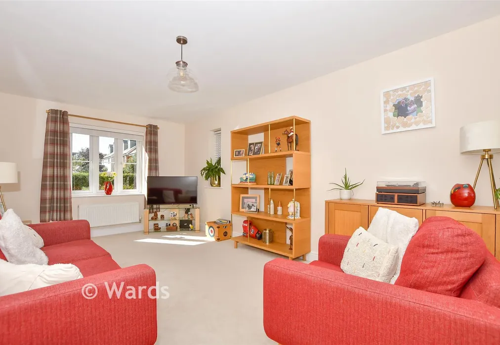 Lounge - Porter Avenue, Kings Hill, West Malling, Kent - Wards of Kent