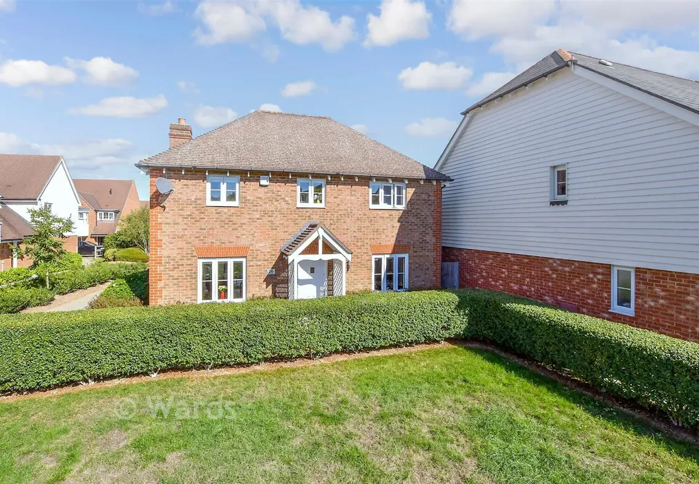 External (Brochure) - Porter Avenue, Kings Hill, West Malling, Kent - Wards of Kent