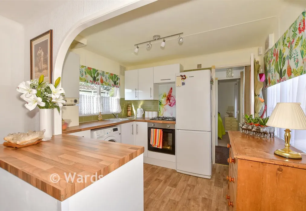 Kitchen - Burmarsh Road, Hythe, Kent - Wards of Kent
