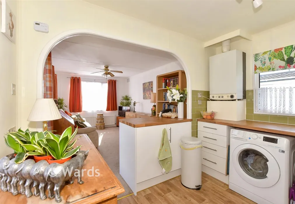 Kitchen - Burmarsh Road, Hythe, Kent - Wards of Kent