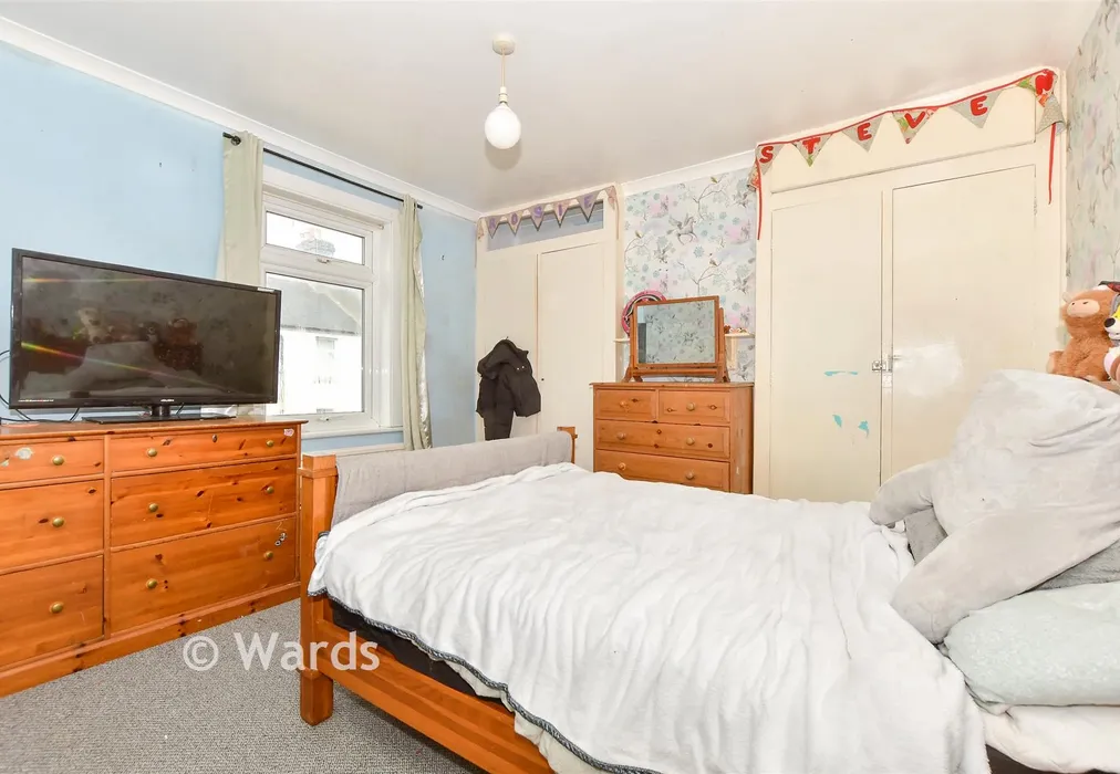 Bedroom 4 - Whitfield Avenue, Dover, Kent - Wards of Kent