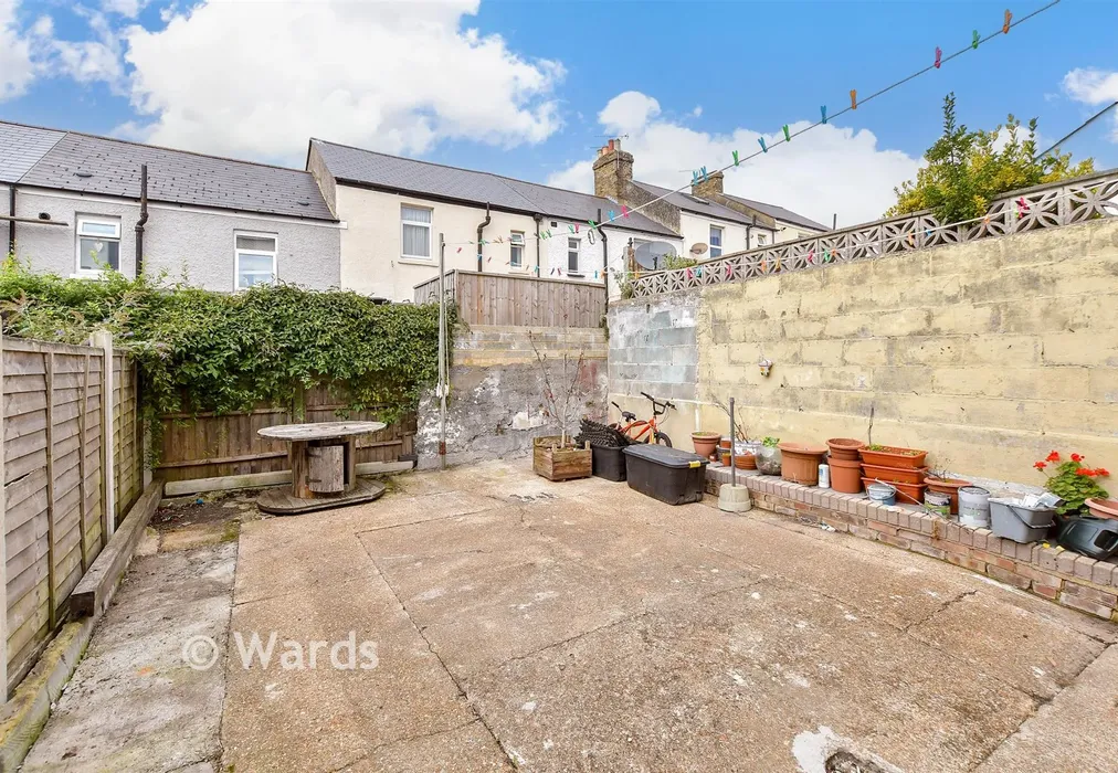 Rear Garden - Whitfield Avenue, Dover, Kent - Wards of Kent