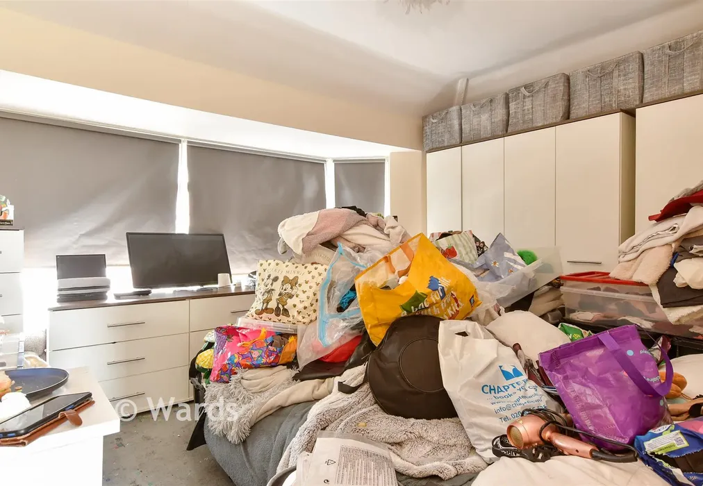 Bedroom 1 - Hook Lane, Welling, Kent - Wards of Kent
