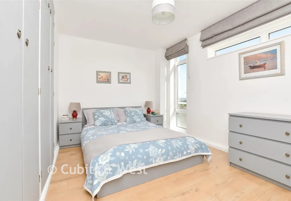 Bedroom 1 - Clarendon Road, Wallington, Surrey - Wards of Kent