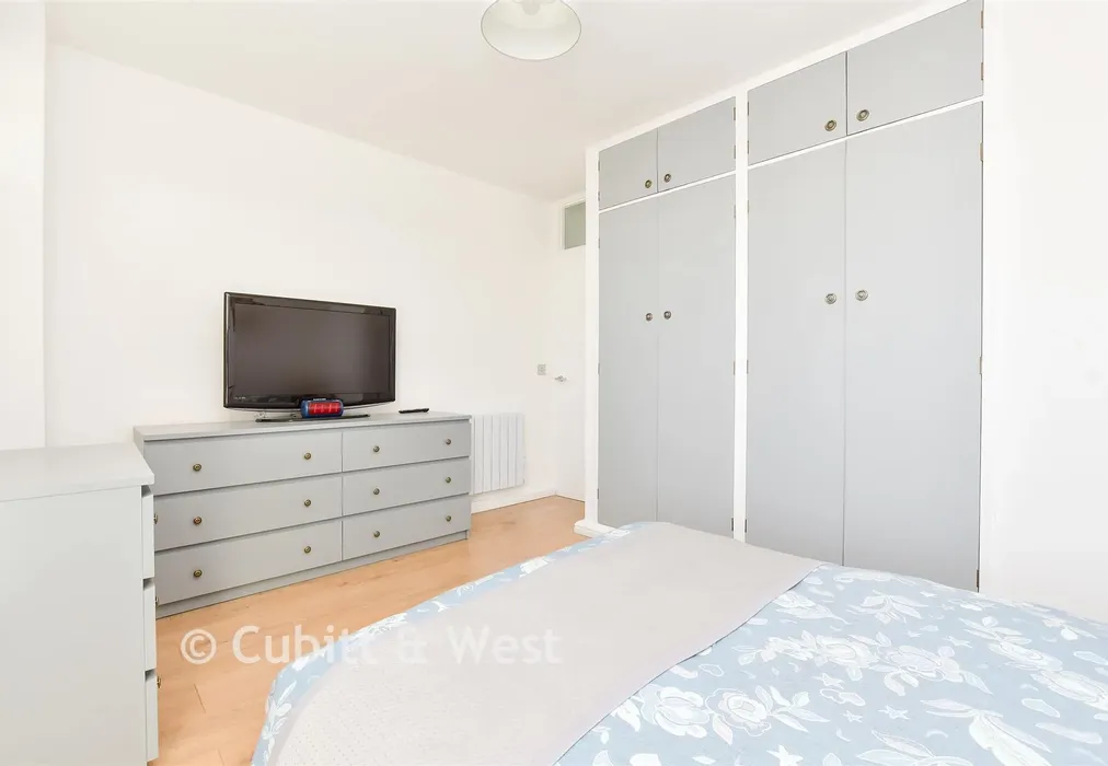 Bedroom 1 - Clarendon Road, Wallington, Surrey - Wards of Kent
