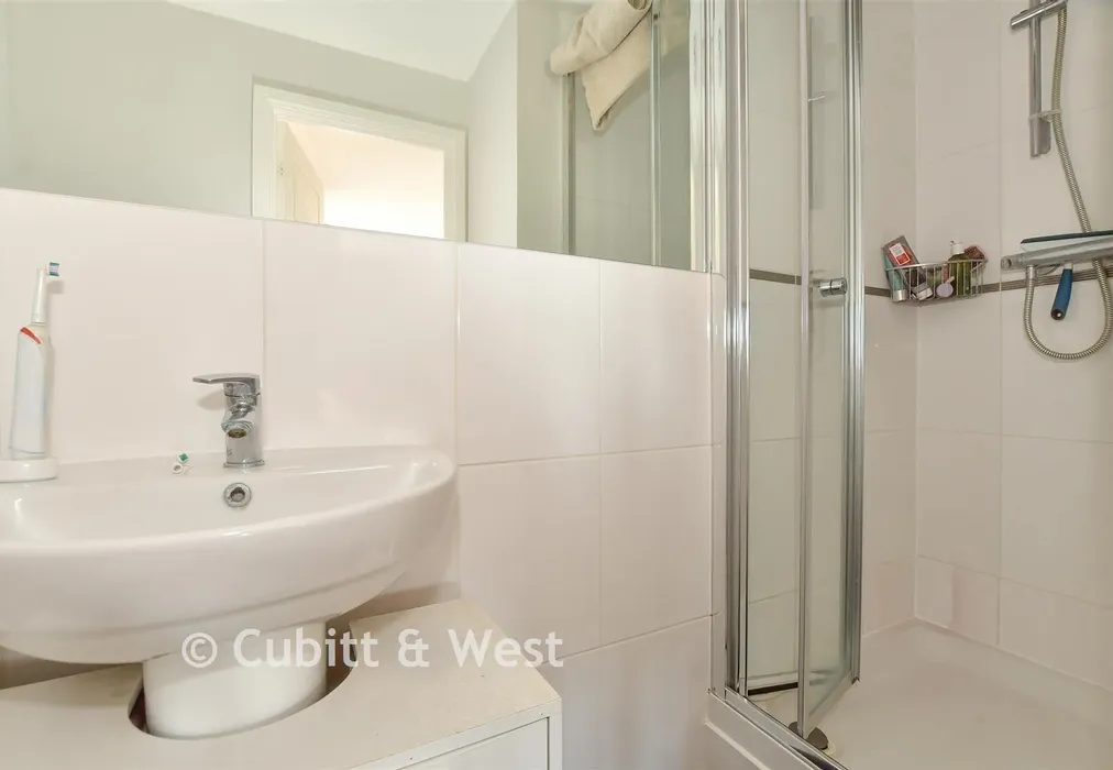 En-Suite Shower Room - Ockenden Road, Littlehampton, West Sussex - Wards of Kent