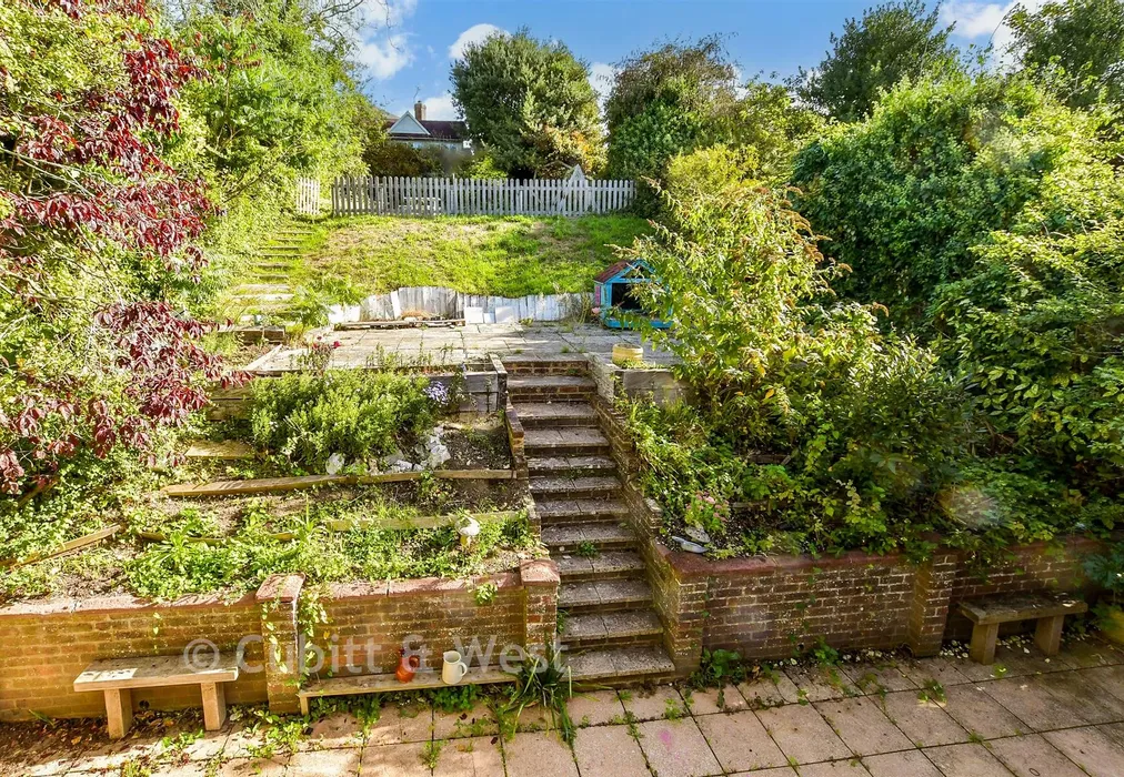 Rear Garden - Falmer Road, Woodingdean, Brighton, East Sussex - Wards of Kent