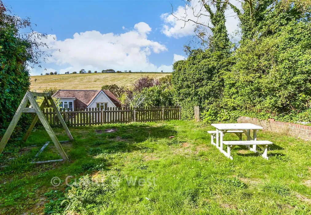 Rear Garden - Falmer Road, Woodingdean, Brighton, East Sussex - Wards of Kent