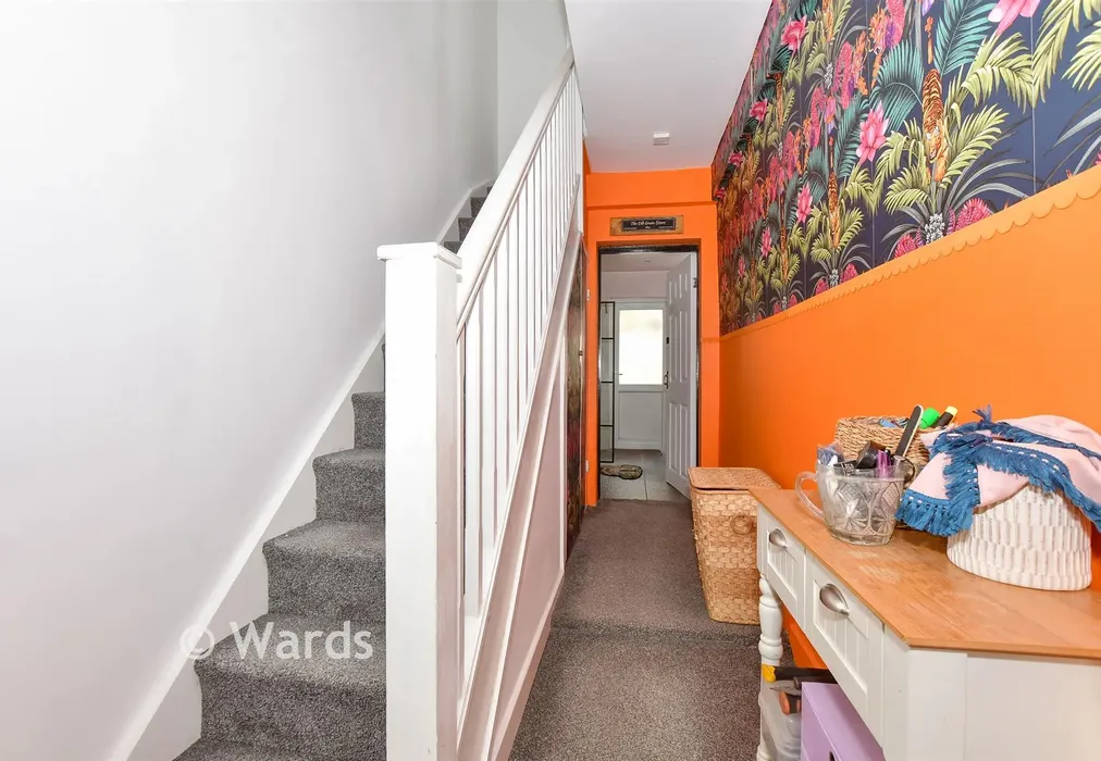Entrance Hall - Walton Road, Folkestone, Kent - Wards of Kent