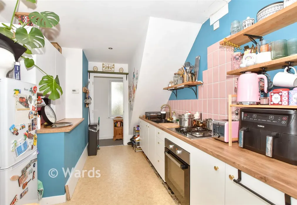 Lounge/ Kitchen - Walton Road, Folkestone, Kent - Wards of Kent