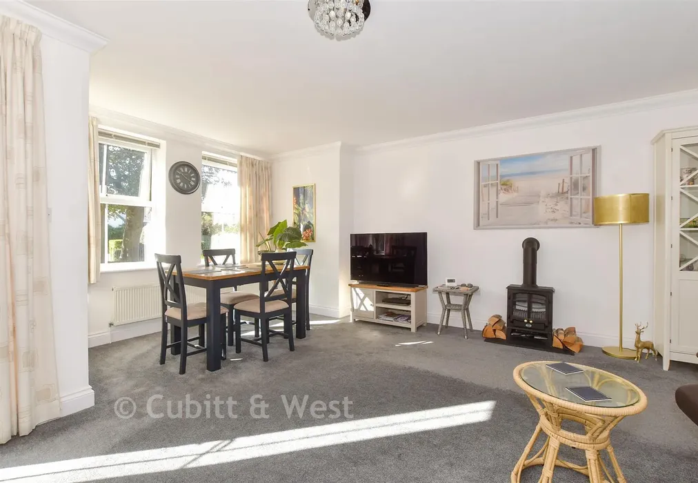 Lounge/Dining Room - Sea Lane, East Preston, West Sussex - Wards of Kent