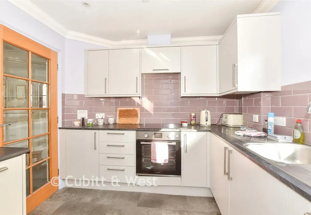 Kitchen - Sea Lane, East Preston, West Sussex - Wards of Kent