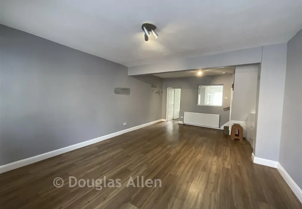 Lounge - Oval Road North, Dagenham, Essex - Wards of Kent