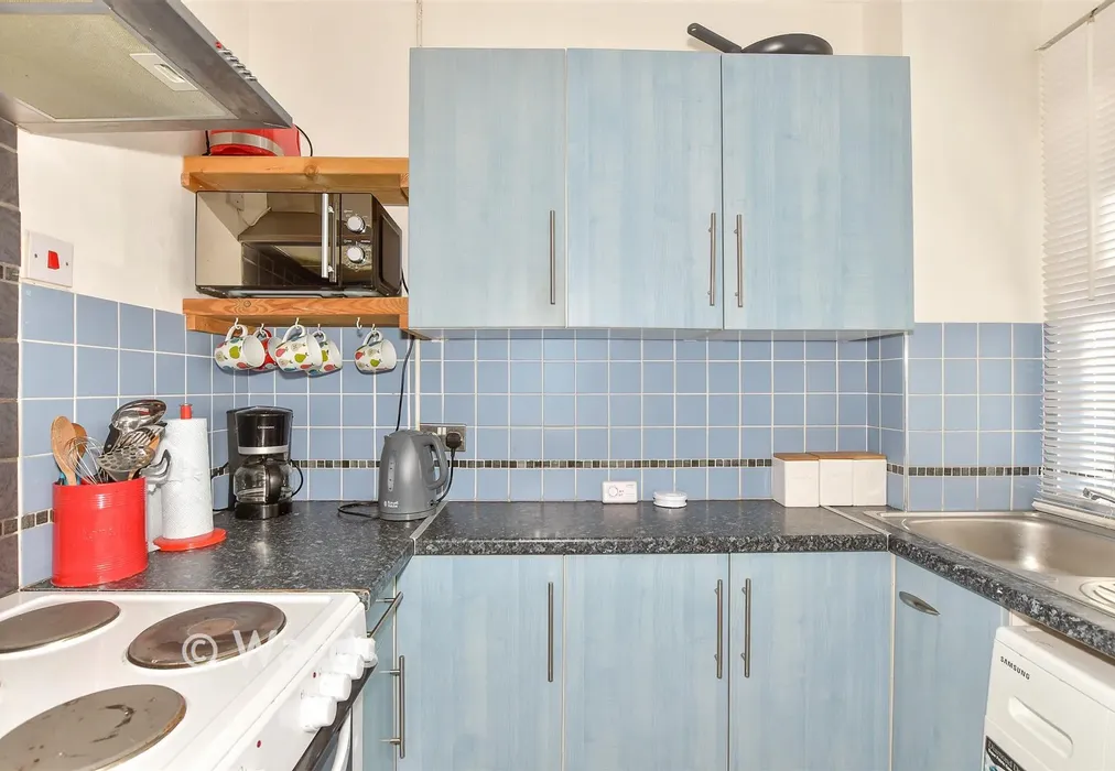 Kitchen - St. Jacob's Place, Canterbury, Kent - Wards of Kent