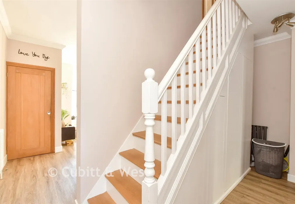 Internal Lifestyle Photograph - Wymering Road, North End, Portsmouth, Hampshire - Wards of Kent