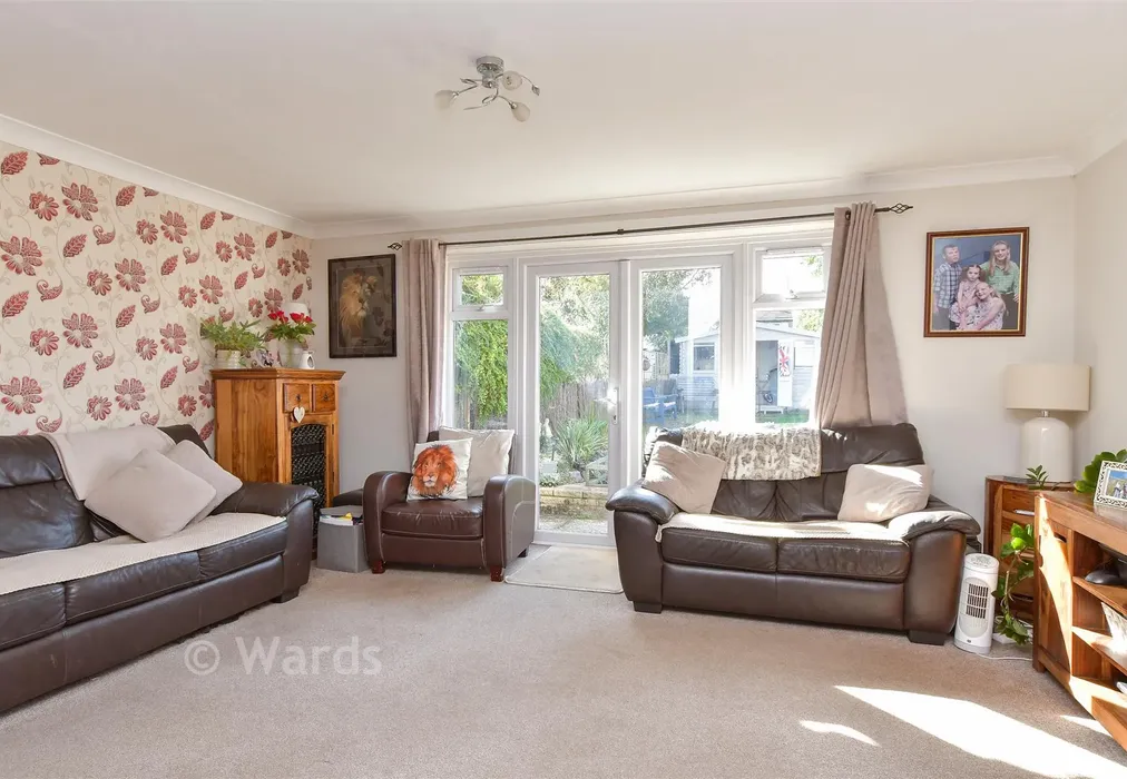 Lounge/Diner - Wickham Street, Welling, Kent - Wards of Kent