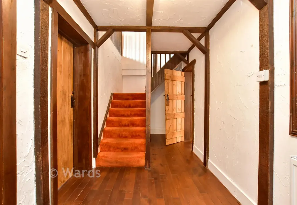Entrance Hall - Breach Lane, Lower Halstow, Sittingbourne, Kent - Wards of Kent