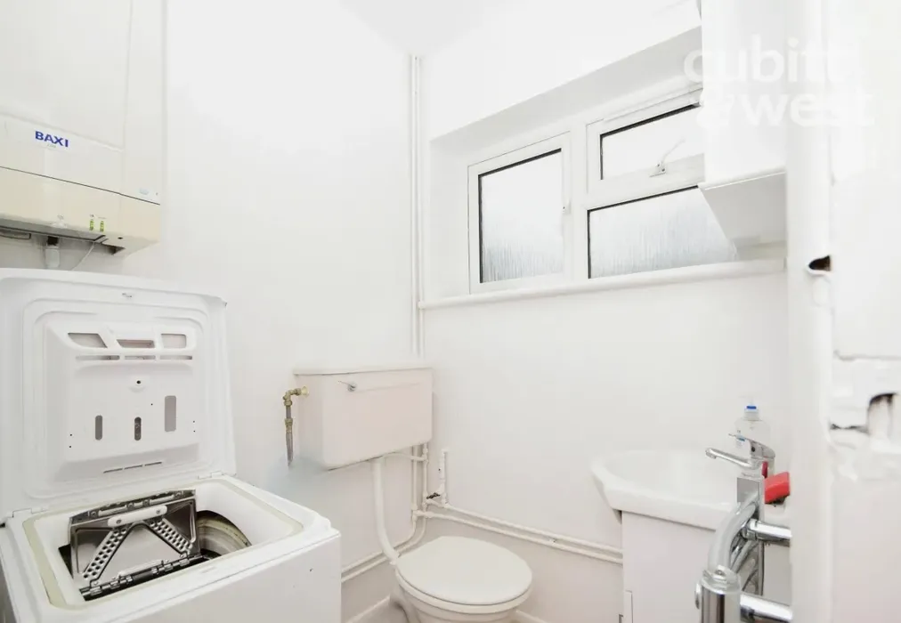 Cloakroom/Utility - Church Walk, Brighton Road, RH6 - Wards of Kent