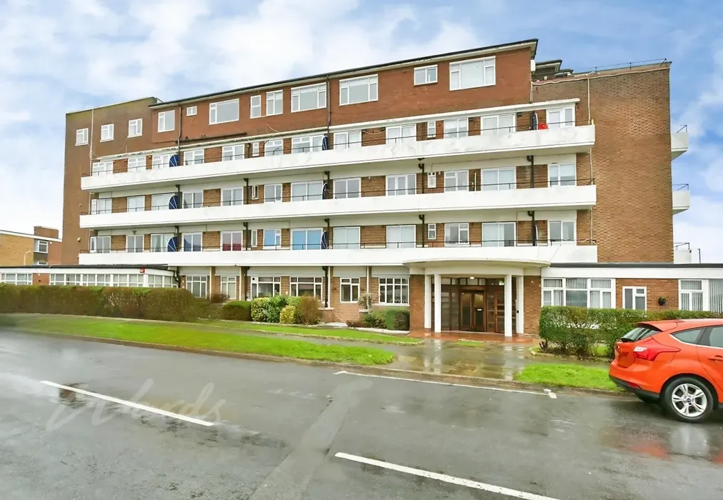 North 12 main use - Northumberland Avenue Margate CT9 - Wards of Kent