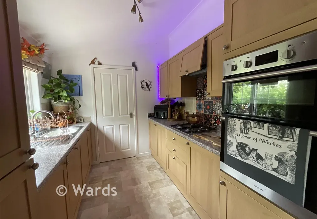 Kitchen - Dover Road, Barham, Canterbury, Kent - Wards of Kent