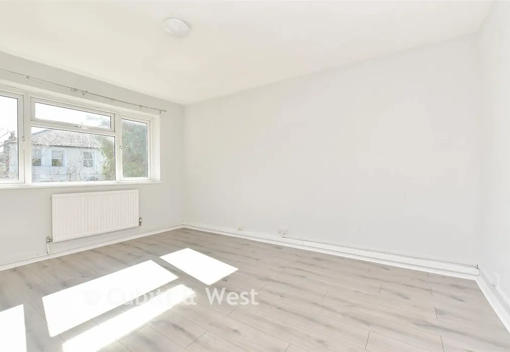 Bedroom 1 - Ross Road, Wallington, Surrey - Wards of Kent