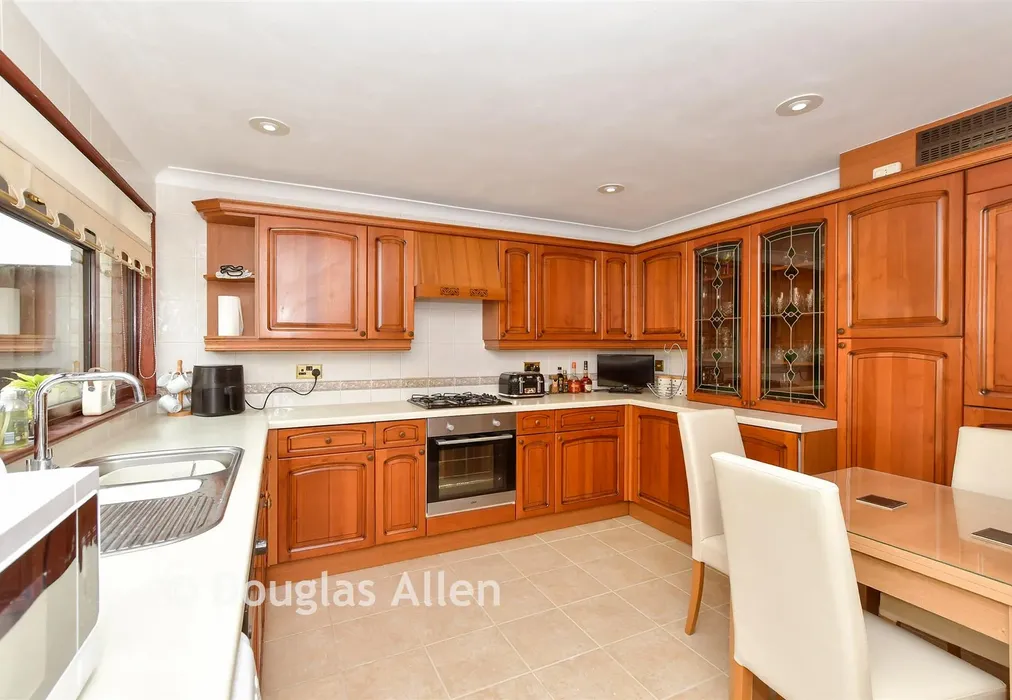 Kitchen/Diner - York Road, North Weald, Essex - Wards of Kent