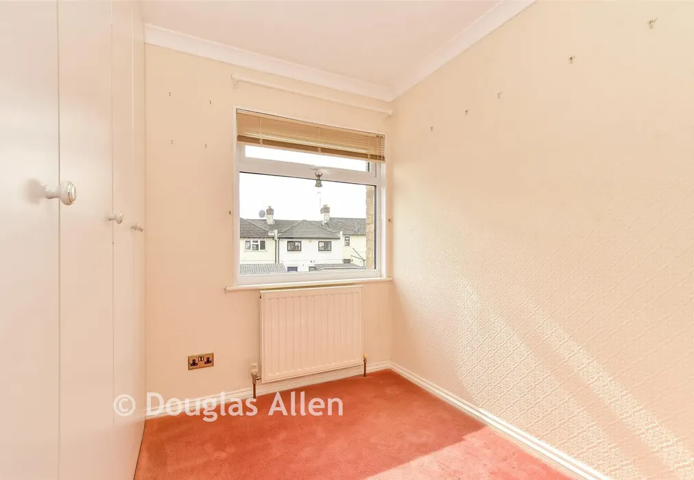 Cloakroom - York Road, North Weald, Essex - Wards of Kent