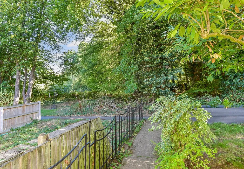 Views To Front - Meresborough Road, Rainham, Kent - Wards of Kent