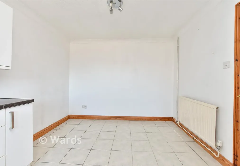 Lounge (Modern style) - Sanders Court, Minster-On-Sea, Kent - Wards of Kent