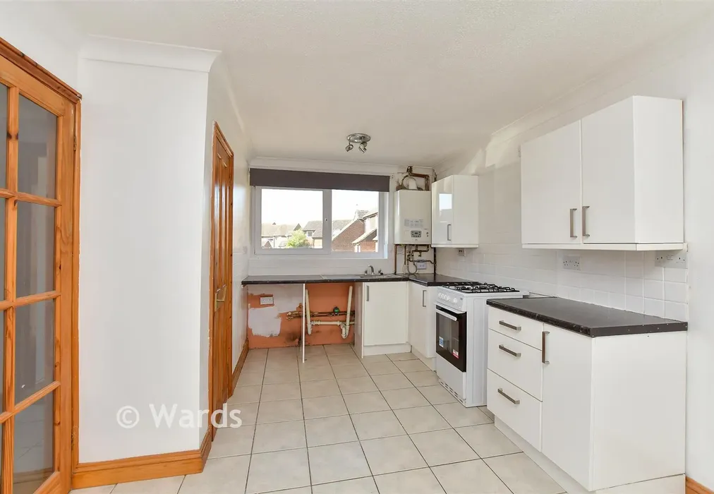 Kitchen/Diner - Sanders Court, Minster-On-Sea, Kent - Wards of Kent