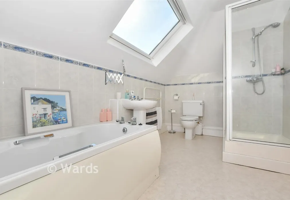 Bathroom - Cot Lane, Biddenden, Ashford, Kent - Wards of Kent