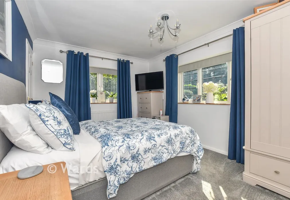 Bedroom 2 - Cot Lane, Biddenden, Ashford, Kent - Wards of Kent