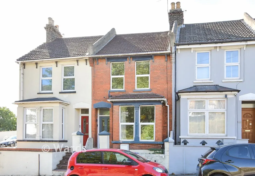 External (Web) - Cliffe Road, Strood, Rochester, Kent - Wards of Kent