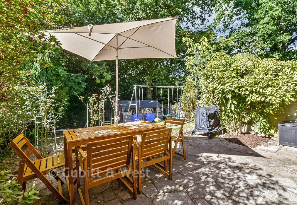 Rear Garden - Cook Road, Horsham, West Sussex - Wards of Kent