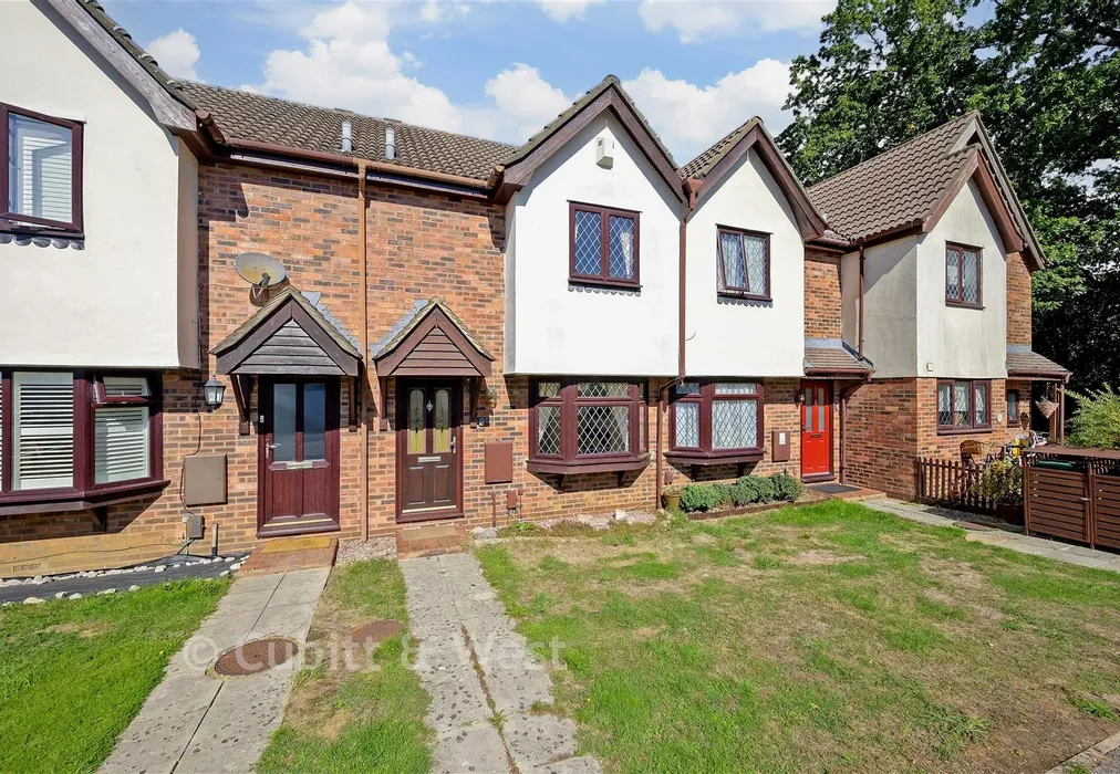 Front (Web) - Fleetwood Close, Tadworth, Surrey - Wards of Kent