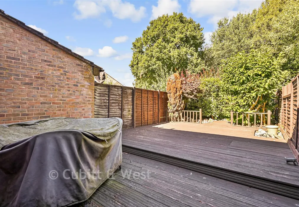 Patio / Decking - Fleetwood Close, Tadworth, Surrey - Wards of Kent