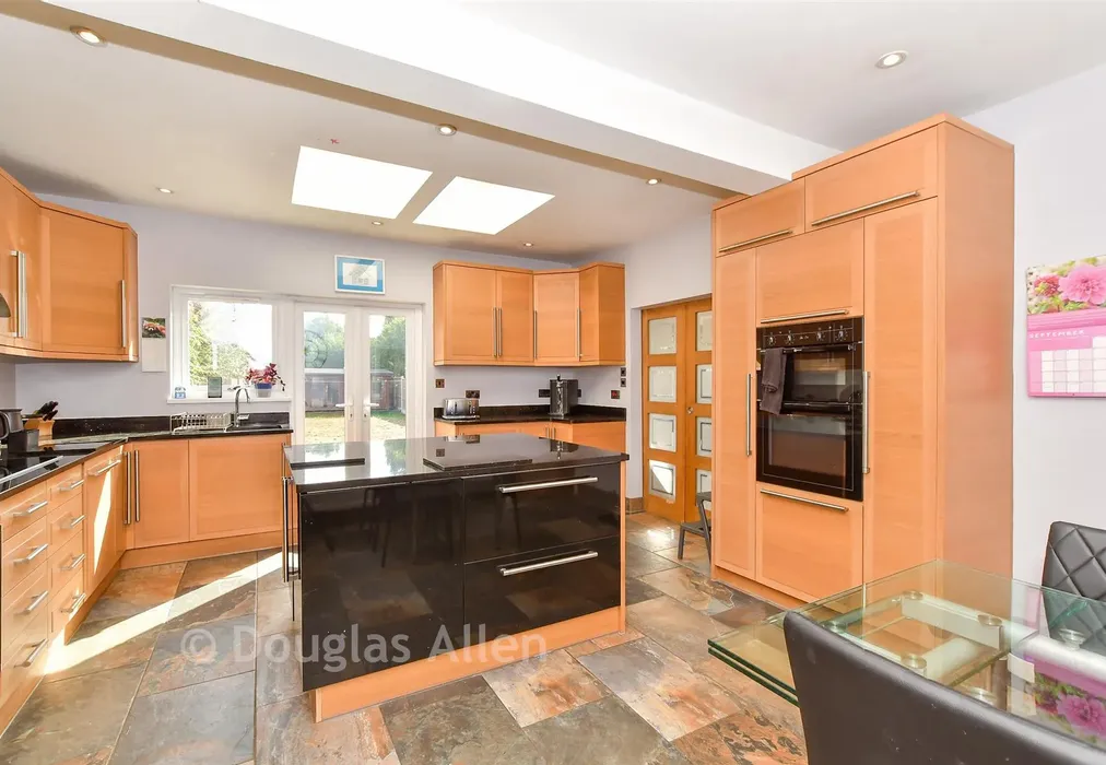 Kitchen/Breakfast Room - Havering Drive, Romford, Essex - Wards of Kent