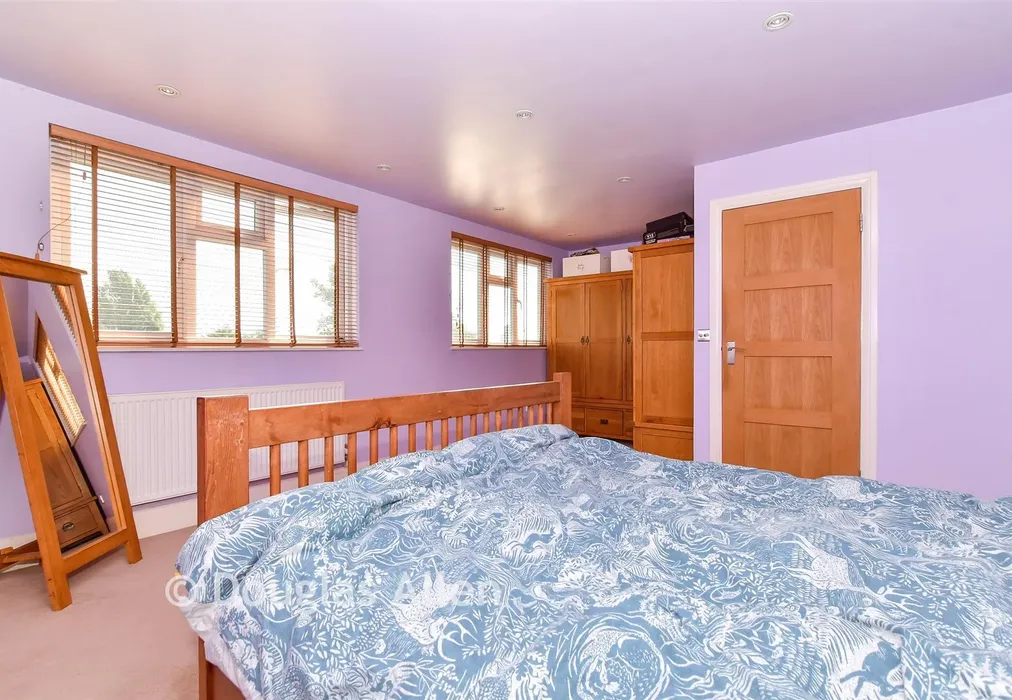 Bedroom 1 - Havering Drive, Romford, Essex - Wards of Kent