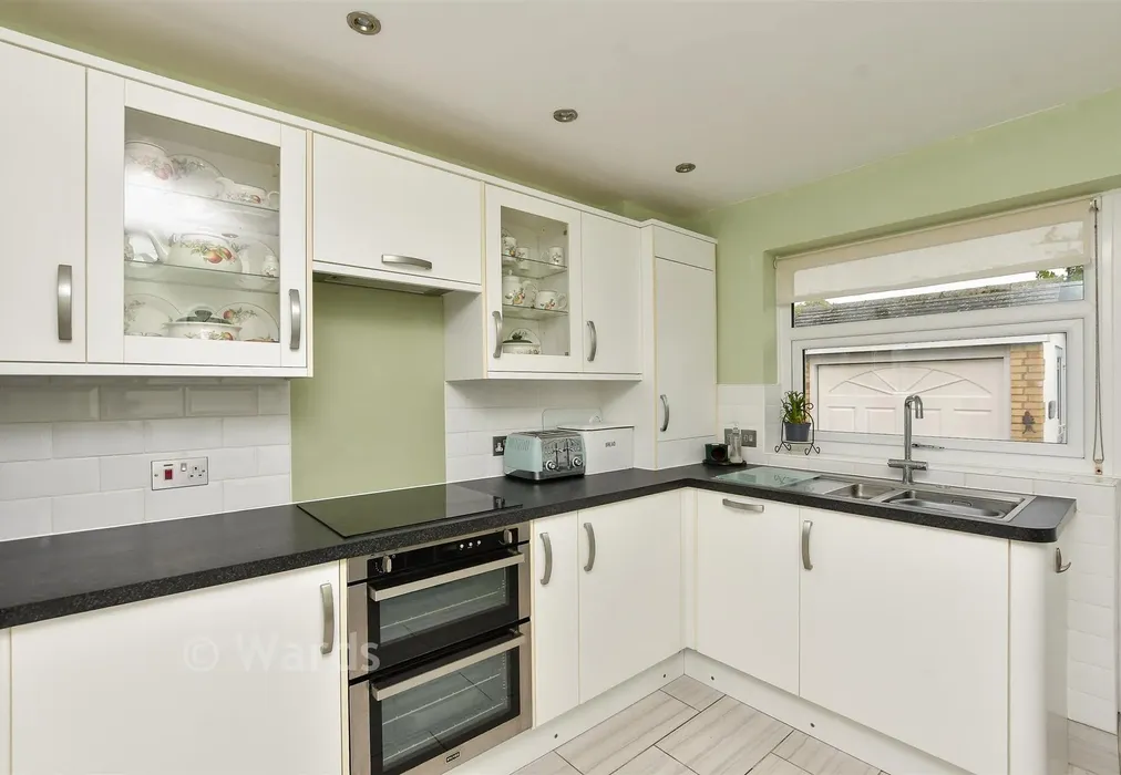 Kitchen - Nottingham Road, Birchington, Kent - Wards of Kent