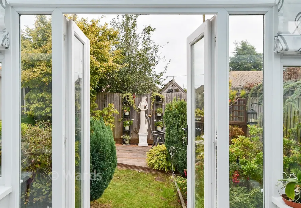 Internal Lifestyle Photograph - Nottingham Road, Birchington, Kent - Wards of Kent