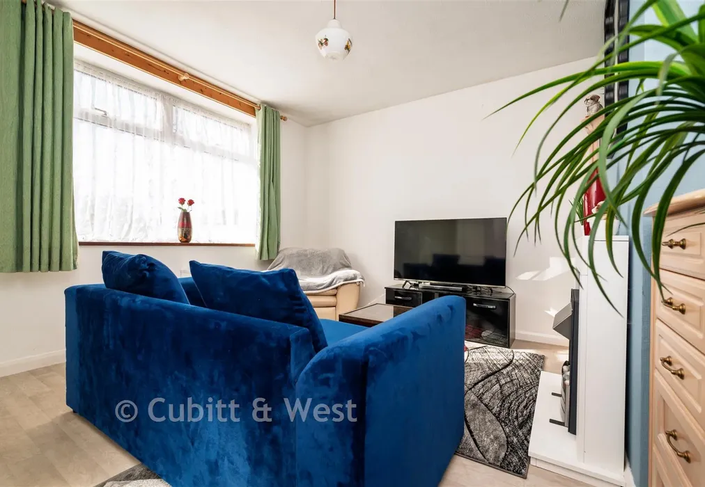 Living Room - Huddleston Crescent, Merstham, Surrey - Wards of Kent