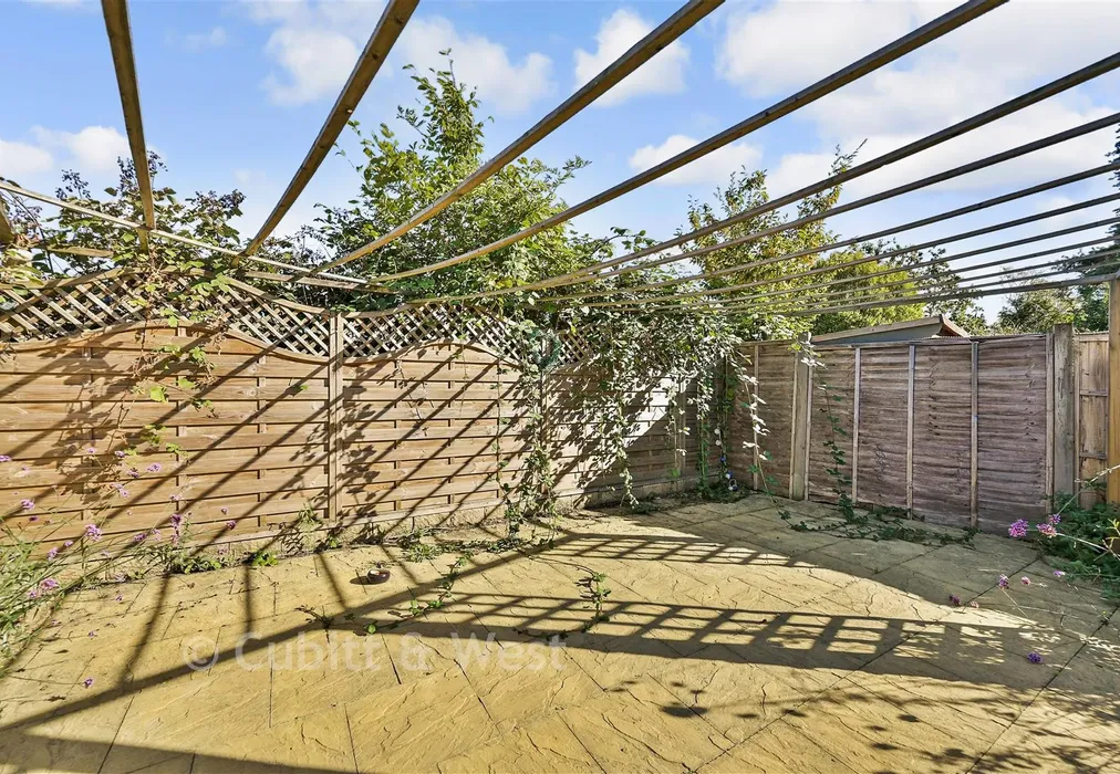 Rear Garden - Huddleston Crescent, Merstham, Surrey - Wards of Kent