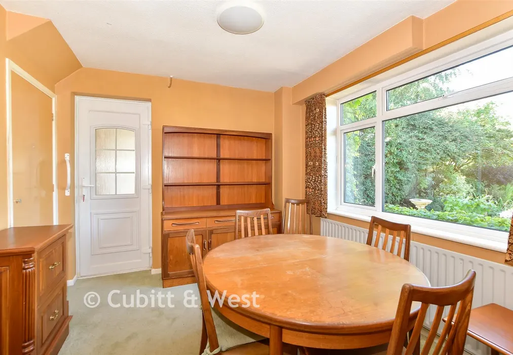 Dining Area - Barnfield, Crowborough, East Sussex - Wards of Kent