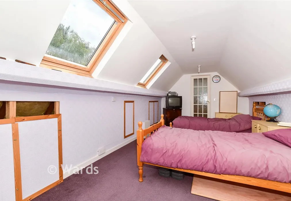 Kitchen - Covey Hall Road, Snodland, Kent - Wards of Kent