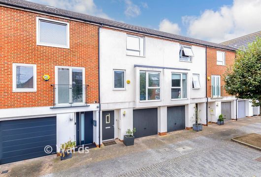 Alcock Crescent, Dartford, Kent - Wards of Kent