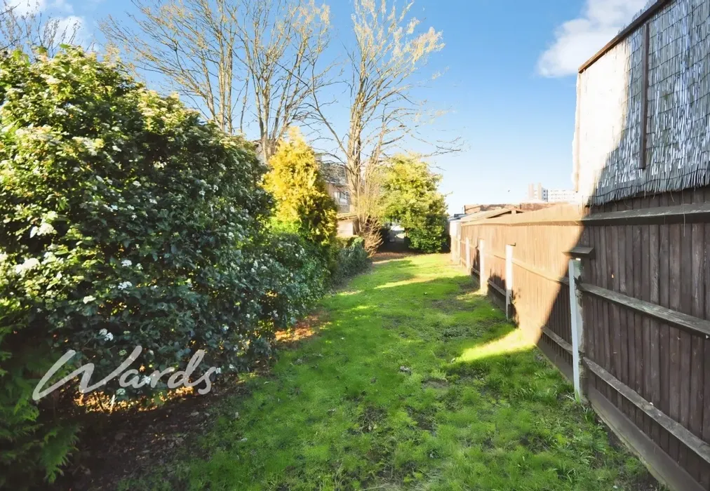 Garden - Campbell Road Maidstone ME15 - Wards of Kent