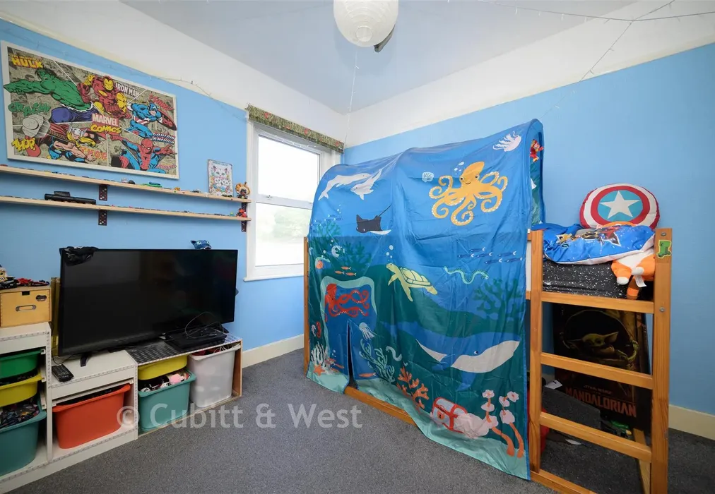 Bedroom 2 - Beechwood Gardens, Caterham, Surrey - Wards of Kent