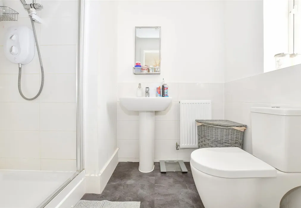 En-Suite Shower Room - Maddocks Close, Paddock Wood, Tonbridge, Kent - Wards of Kent