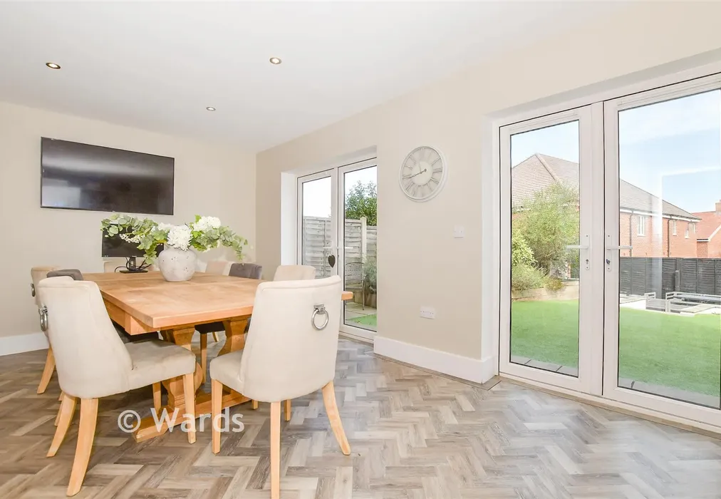 Kitchen/Diner - Maddocks Close, Paddock Wood, Tonbridge, Kent - Wards of Kent